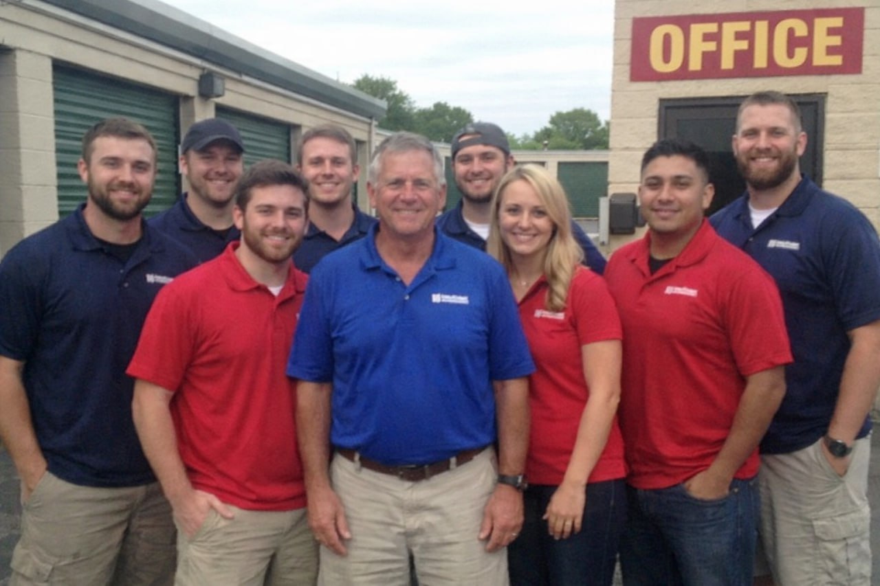 Water damage restoration professionals in Severn, MD